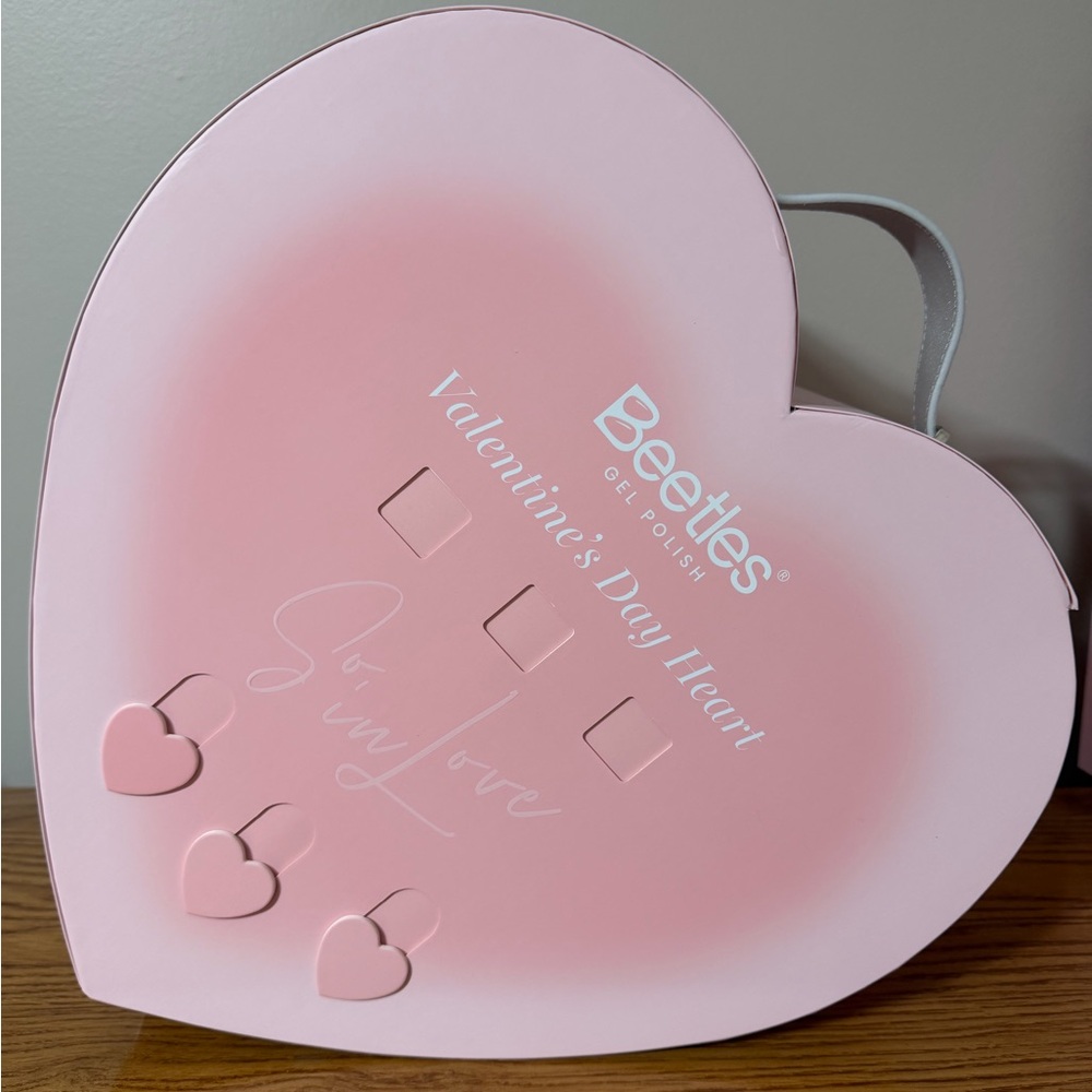Beetles Valentine’s Day Heart Gel Polish Set — Pink